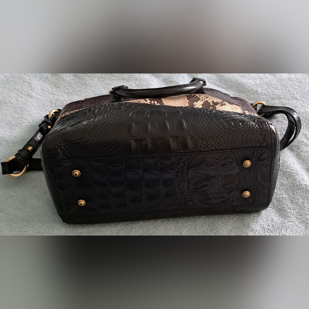 Brahmin Brown and Black Textured Shoulder Bag - Picture 7 of 8